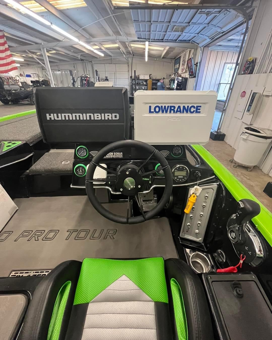 Blazer 650 Pro Tour Dual Smart Bracket Console Mounting System