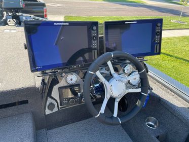 2021-Present Lund Pro-V Bass Dual Smart Bracket Console Mounting System