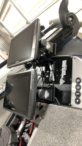 Caymas CX20 Bow Replacement Plate with Gimbal Holes