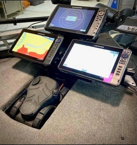 Phoenix 920, 921 Elite, 921 Elite X, and 2021-Present 21 PHX and Phoenix XE Bow Replacement Plate with Gimbal Holes