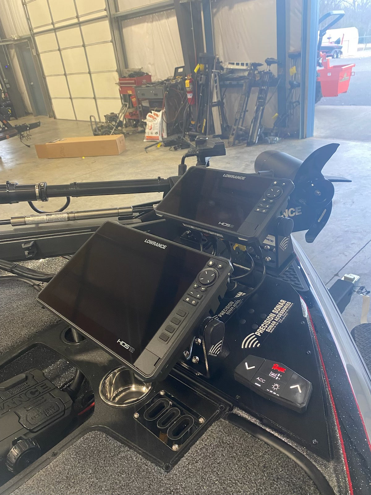 Ranger R Bow Replacement Plate with Gimbal Holes