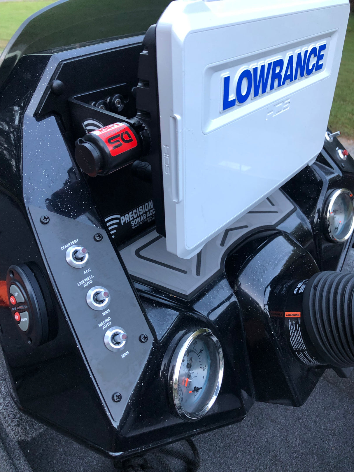 Crestliner Bass & Crappie Smart Bracket Console Mounting System