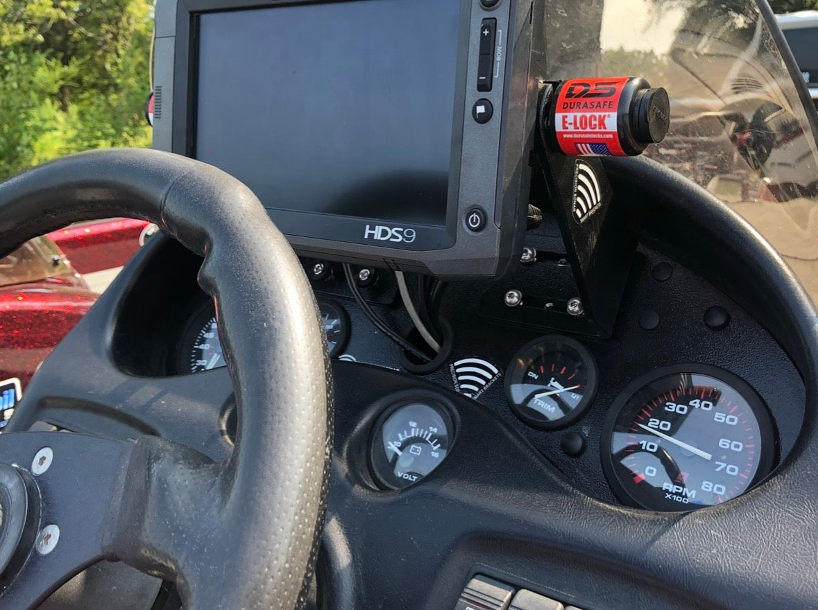 2001-2002 Triton TR20 and TR21 AND 2006 and Earlier TR186 and TR196 Smart Bracket Console Mounting System