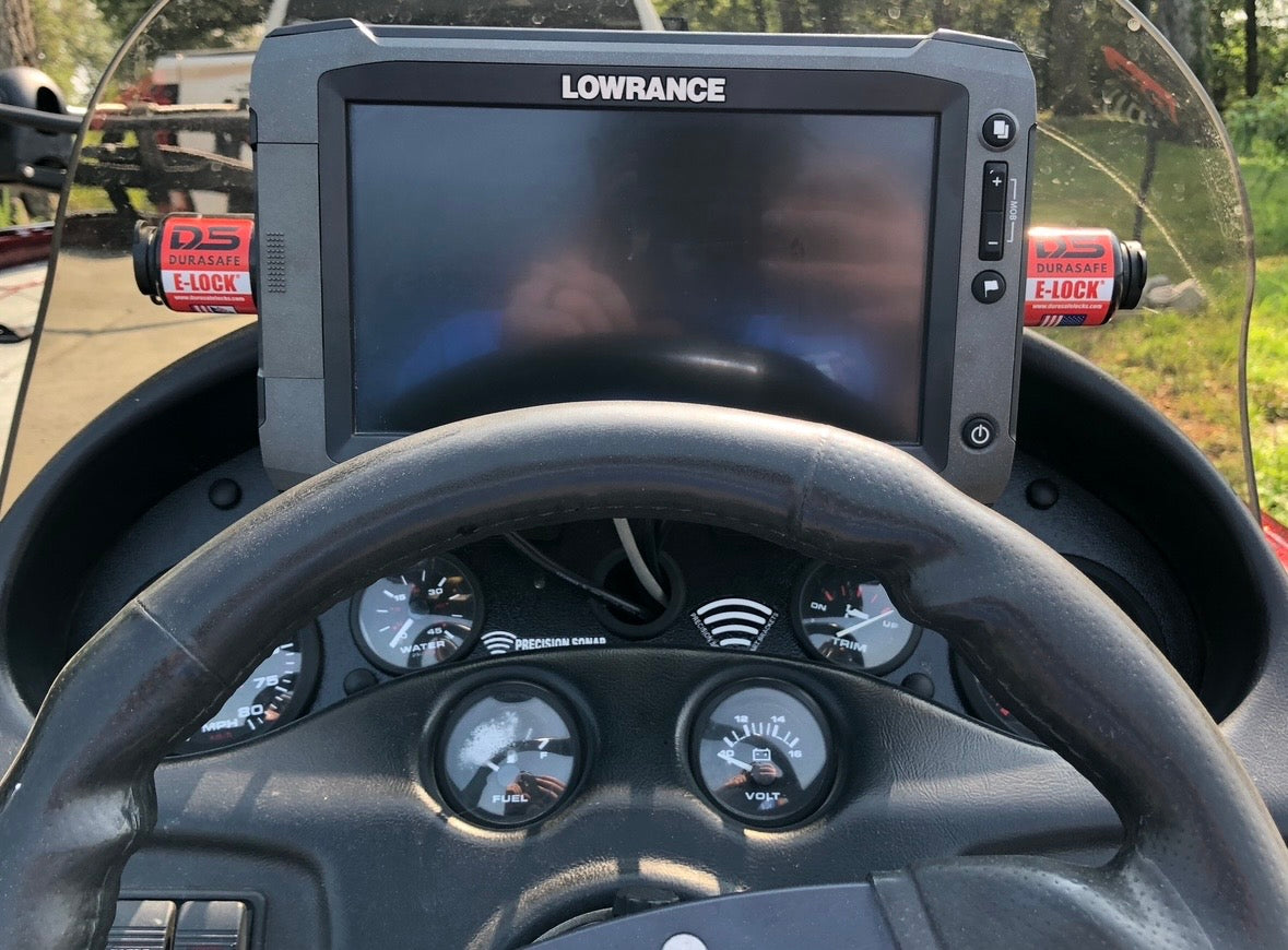 2001-2002 Triton TR20 and TR21 AND 2006 and Earlier TR186 and TR196 Smart Bracket Console Mounting System