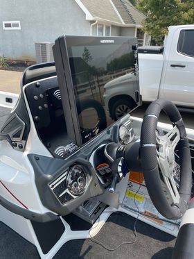 2020-2021 Skeeter FXR and 2020-Present ZXR Smart Bracket