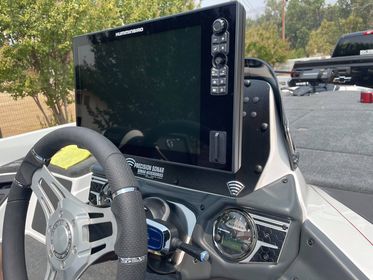 2020-2021 Skeeter FXR and 2020-Present ZXR Smart Bracket Console Mounting Systems